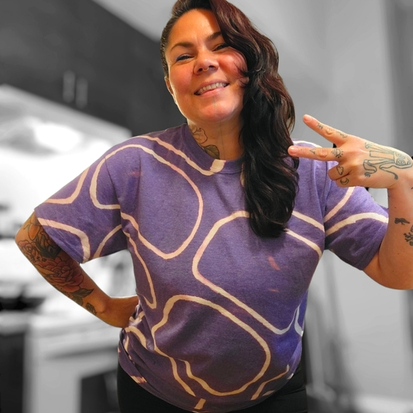 Meet your Posher, Raven ann - Picture 3 of 4